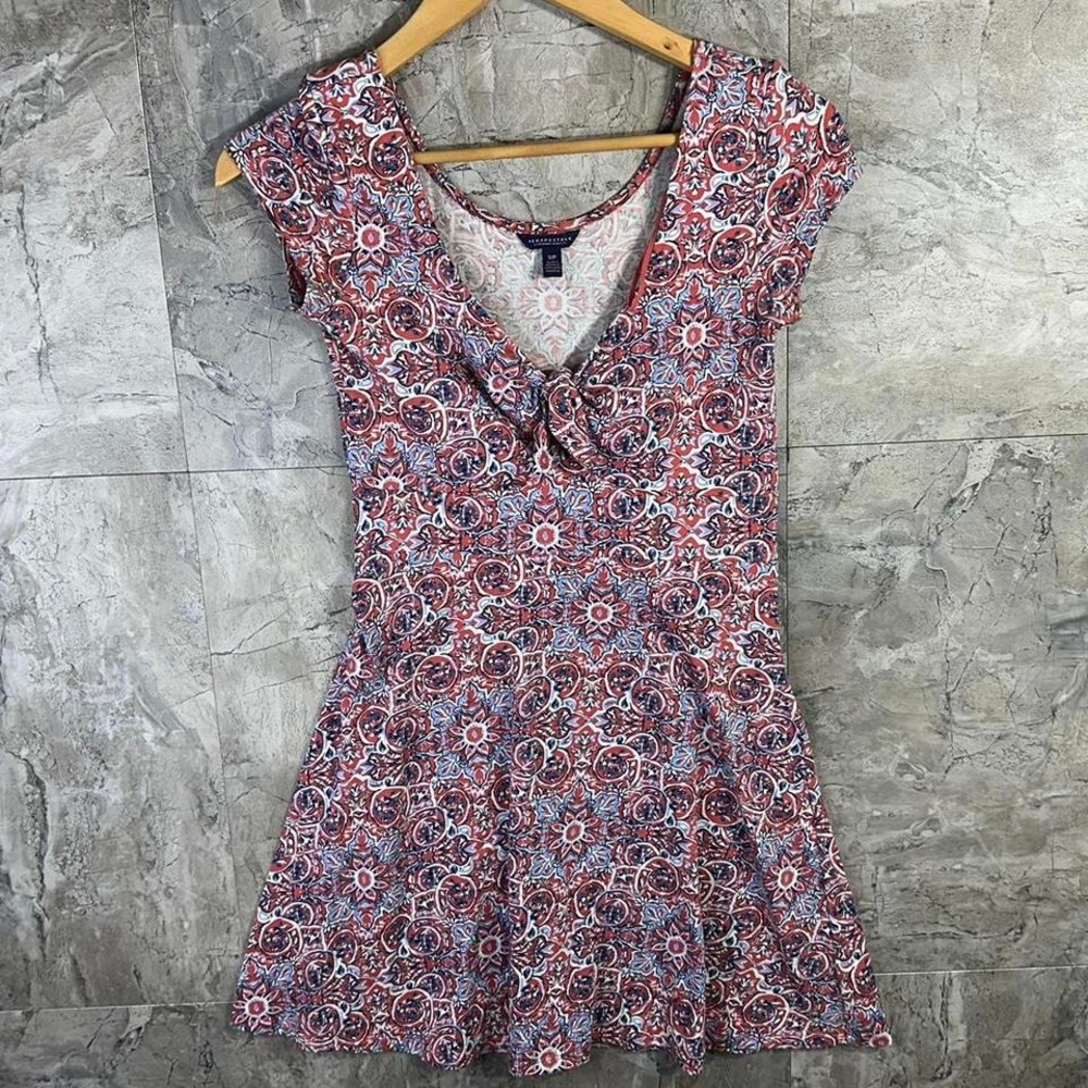 Aeropostale‎ Pink  paisley patterned mini dress with a bow detail woman S boho